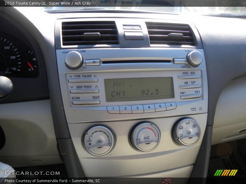Super White / Ash Gray 2010 Toyota Camry LE