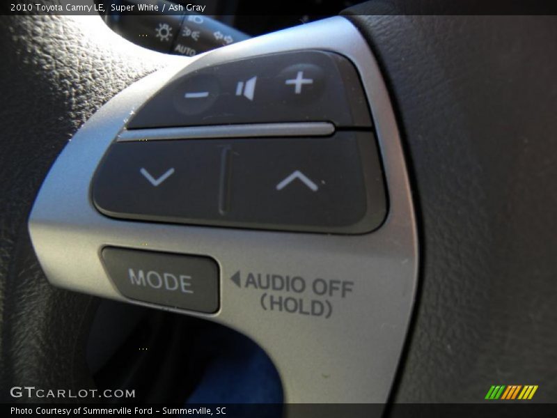 Super White / Ash Gray 2010 Toyota Camry LE