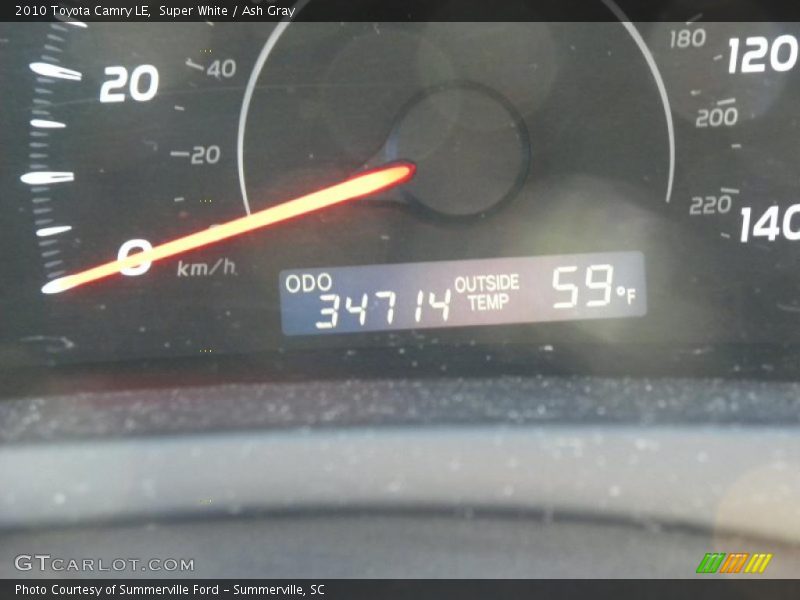 Super White / Ash Gray 2010 Toyota Camry LE
