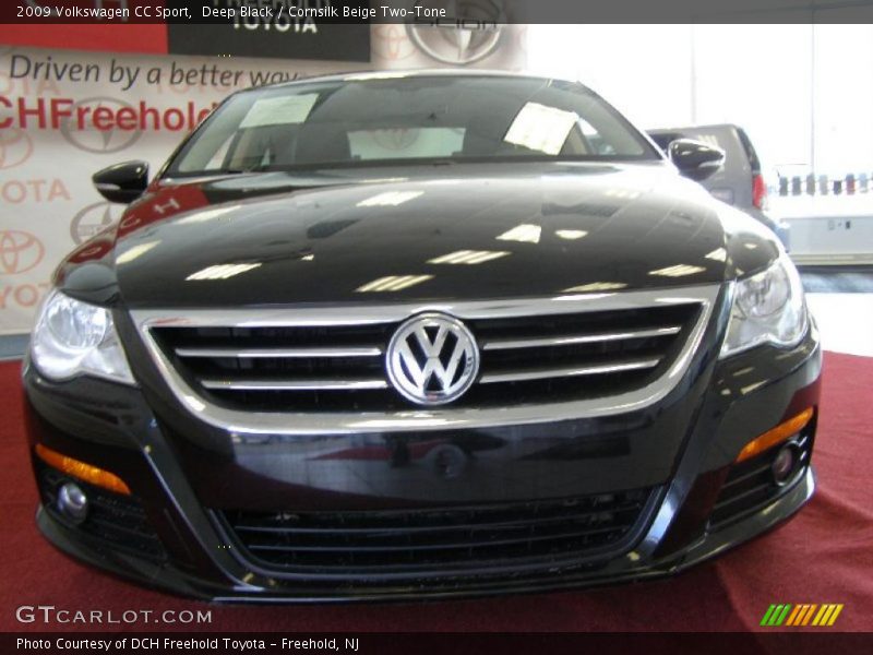 Deep Black / Cornsilk Beige Two-Tone 2009 Volkswagen CC Sport