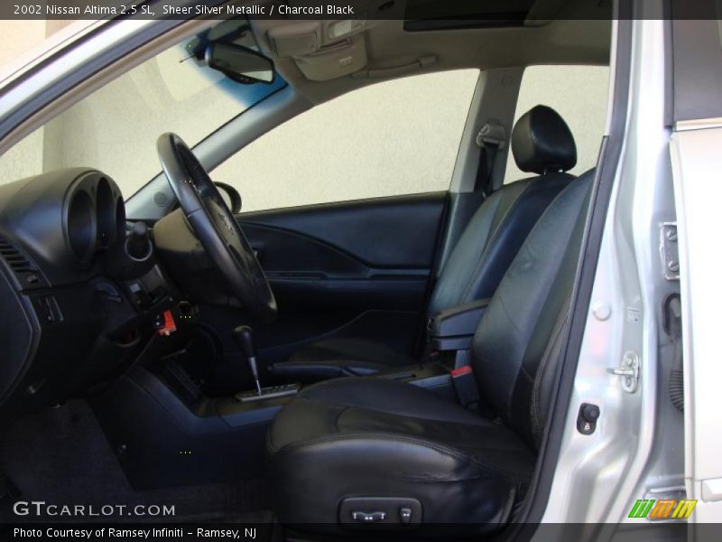 Sheer Silver Metallic / Charcoal Black 2002 Nissan Altima 2.5 SL