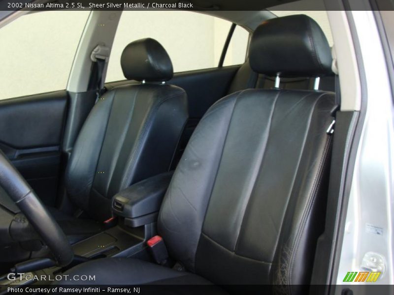 Sheer Silver Metallic / Charcoal Black 2002 Nissan Altima 2.5 SL
