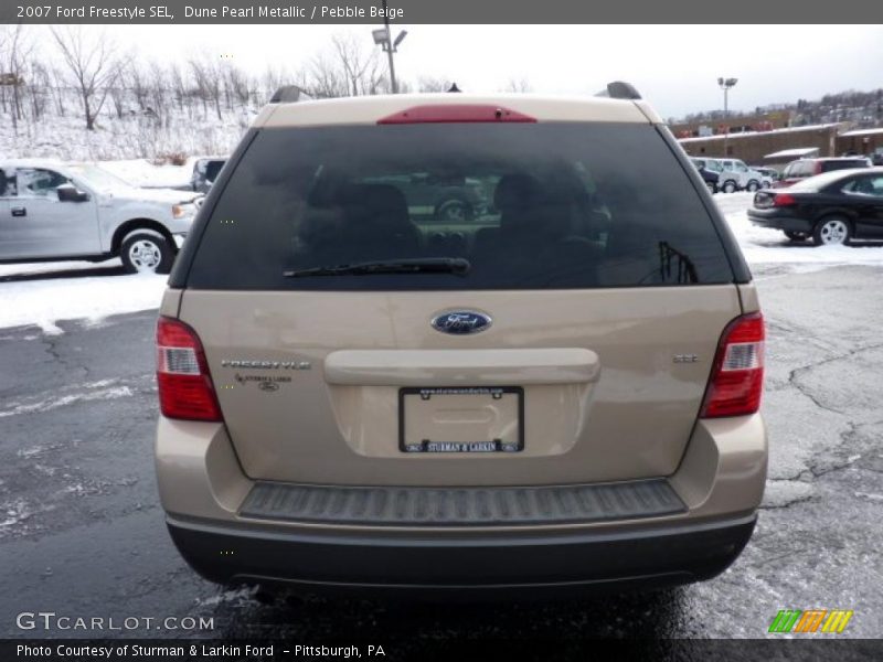 Dune Pearl Metallic / Pebble Beige 2007 Ford Freestyle SEL