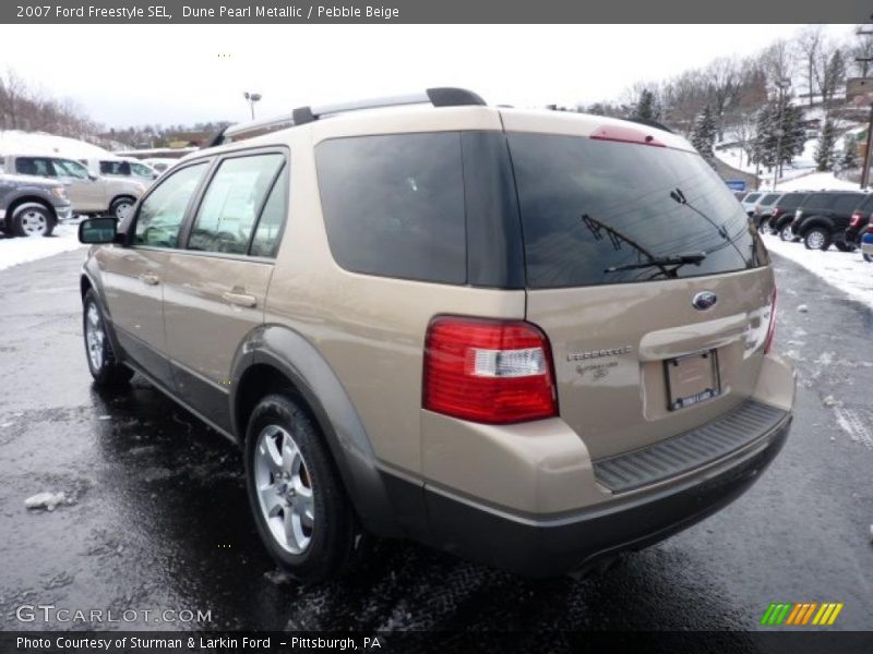 Dune Pearl Metallic / Pebble Beige 2007 Ford Freestyle SEL