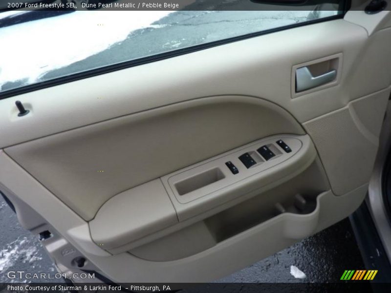 Dune Pearl Metallic / Pebble Beige 2007 Ford Freestyle SEL