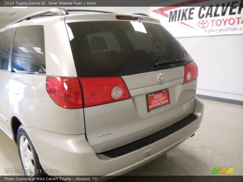 Silver Shadow Pearl / Stone 2010 Toyota Sienna LE