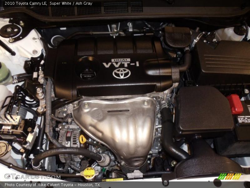 Super White / Ash Gray 2010 Toyota Camry LE