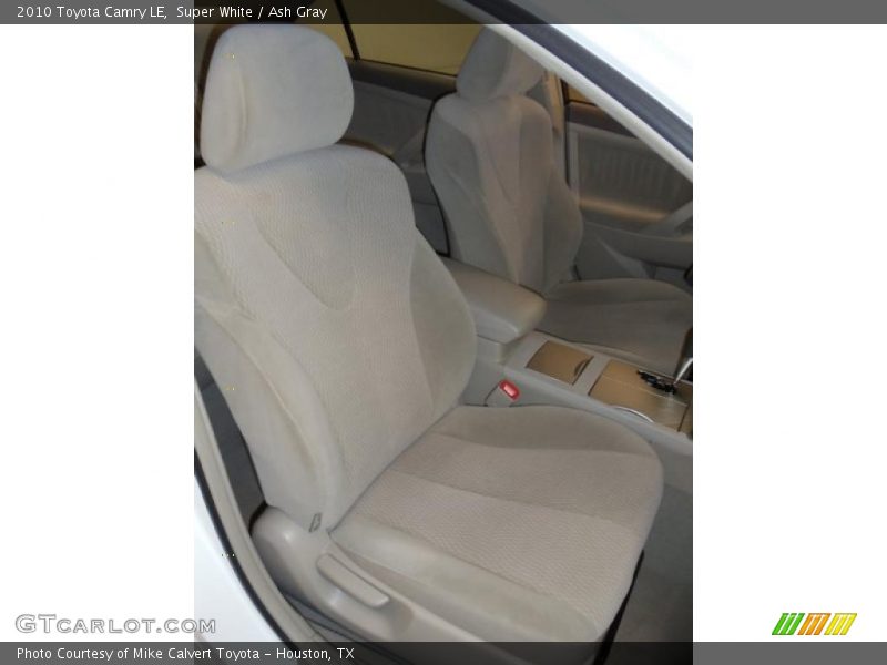 Super White / Ash Gray 2010 Toyota Camry LE