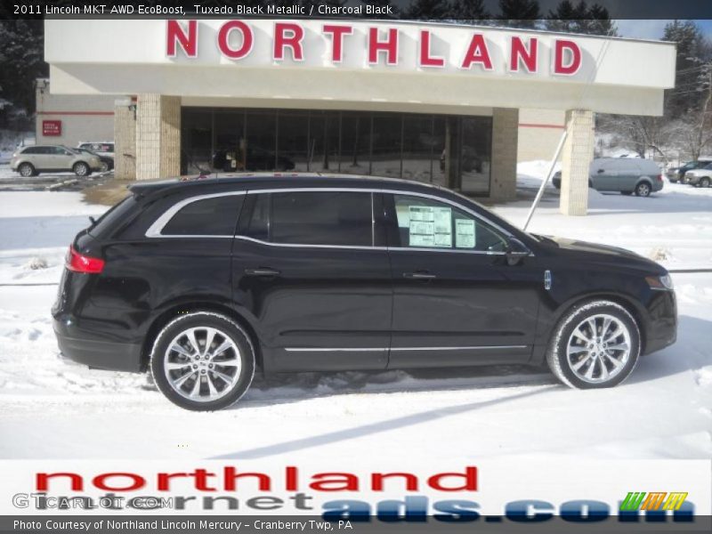 Tuxedo Black Metallic / Charcoal Black 2011 Lincoln MKT AWD EcoBoost