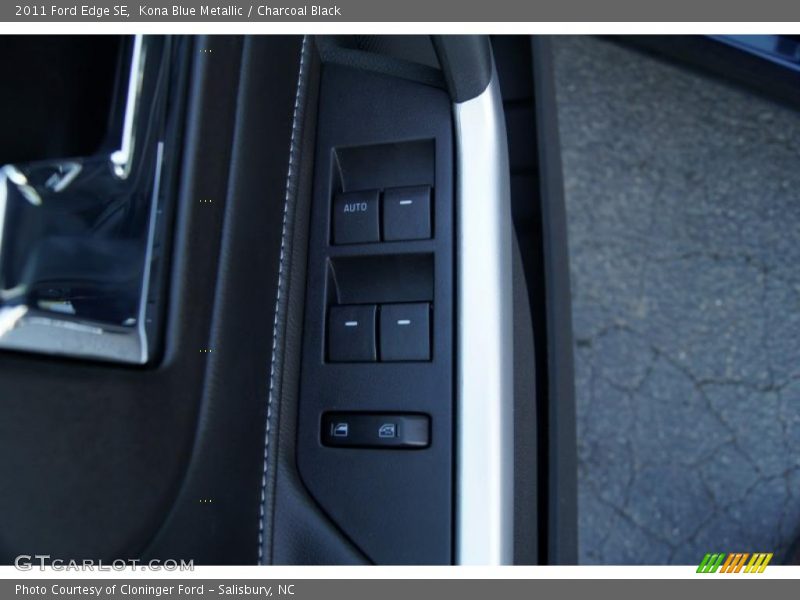 Kona Blue Metallic / Charcoal Black 2011 Ford Edge SE