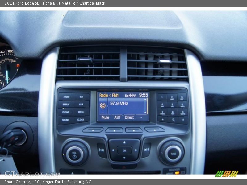 Kona Blue Metallic / Charcoal Black 2011 Ford Edge SE