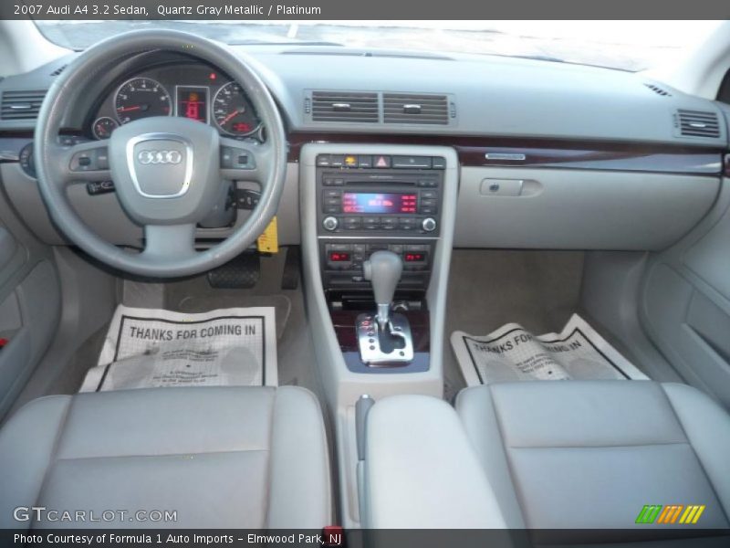 Dashboard of 2007 A4 3.2 Sedan
