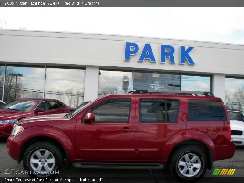 Red Brick / Graphite 2009 Nissan Pathfinder SE 4x4