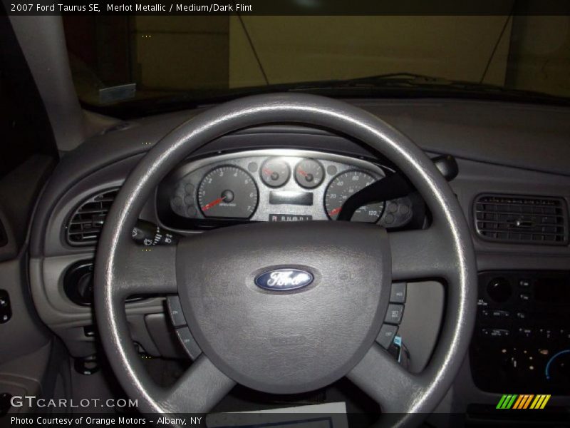 Merlot Metallic / Medium/Dark Flint 2007 Ford Taurus SE