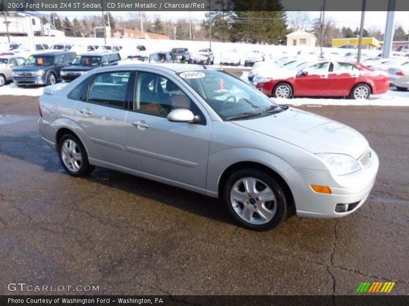 CD Silver Metallic / Charcoal/Red 2005 Ford Focus ZX4 ST Sedan