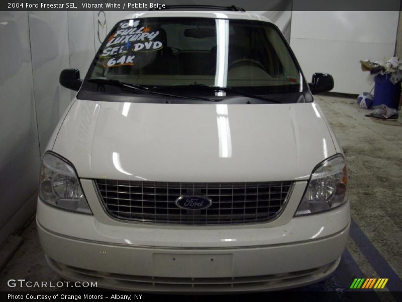Vibrant White / Pebble Beige 2004 Ford Freestar SEL