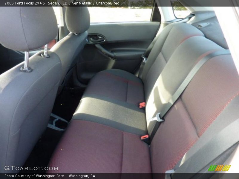 2005 Focus ZX4 ST Sedan Charcoal/Red Interior