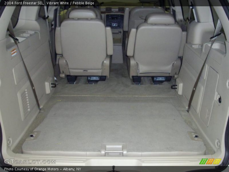  2004 Freestar SEL Trunk
