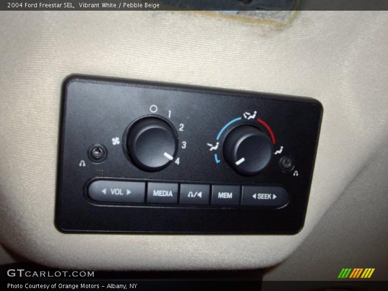 Controls of 2004 Freestar SEL