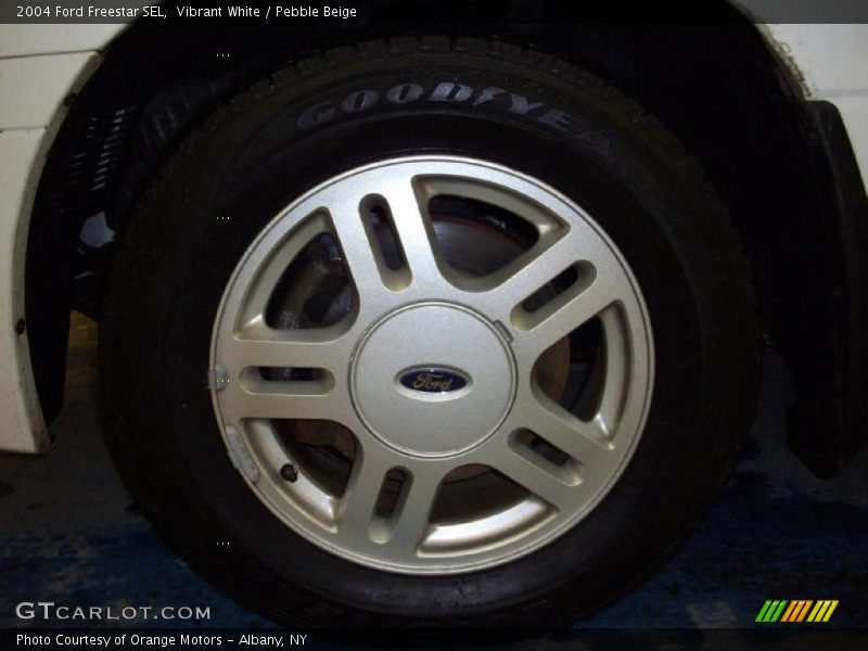  2004 Freestar SEL Wheel