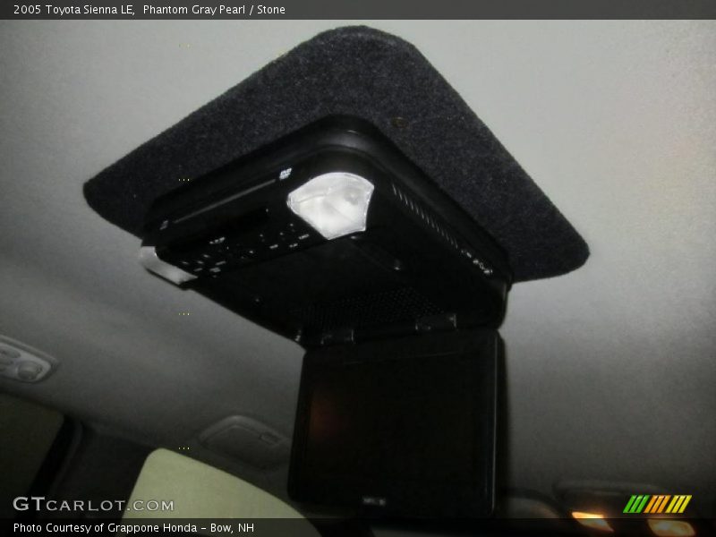Phantom Gray Pearl / Stone 2005 Toyota Sienna LE