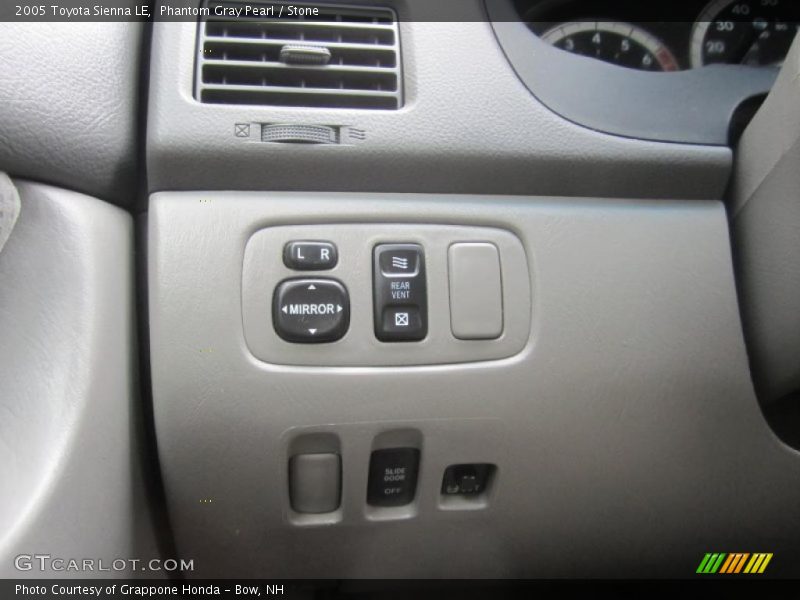 Phantom Gray Pearl / Stone 2005 Toyota Sienna LE