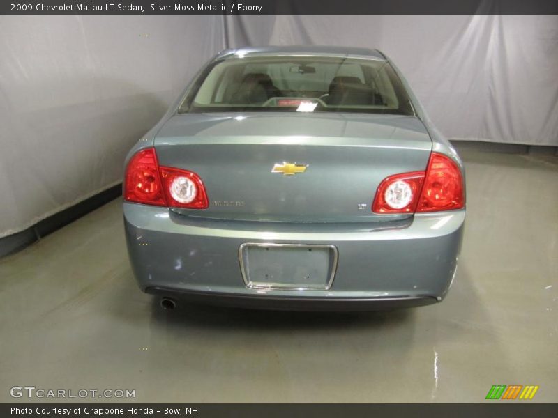 Silver Moss Metallic / Ebony 2009 Chevrolet Malibu LT Sedan