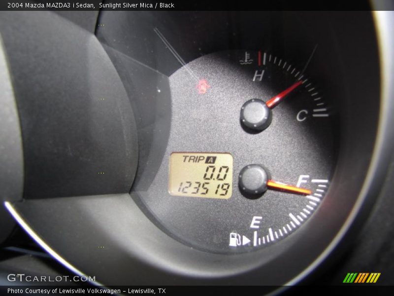 Sunlight Silver Mica / Black 2004 Mazda MAZDA3 i Sedan
