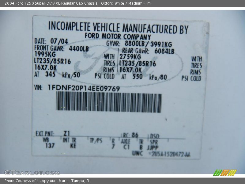 Oxford White / Medium Flint 2004 Ford F250 Super Duty XL Regular Cab Chassis