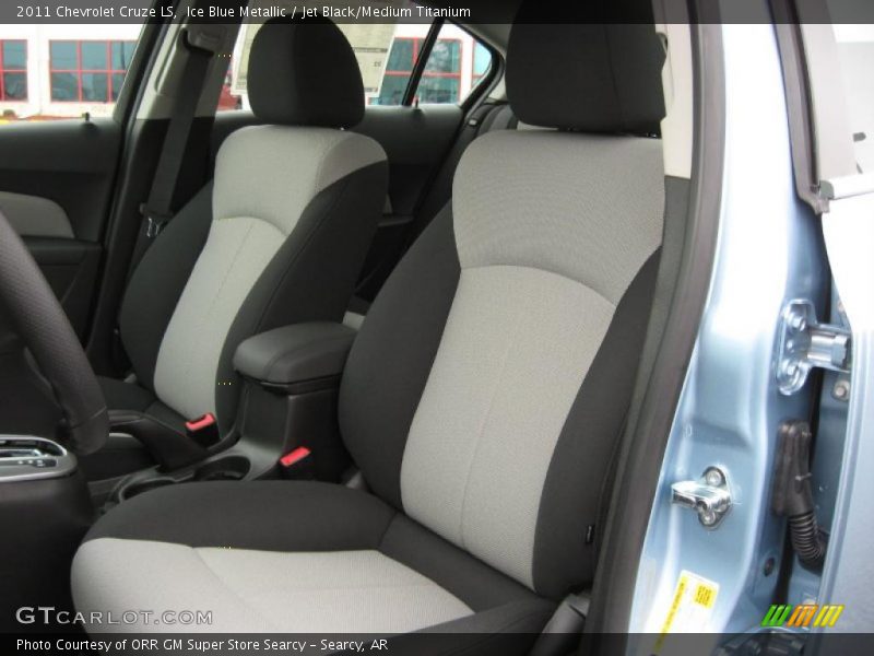  2011 Cruze LS Jet Black/Medium Titanium Interior