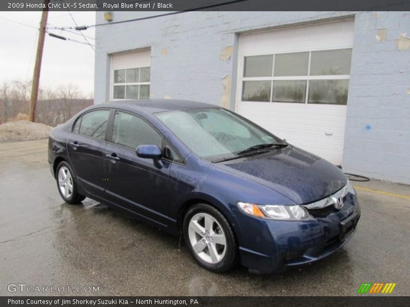 Front 3/4 View of 2009 Civic LX-S Sedan