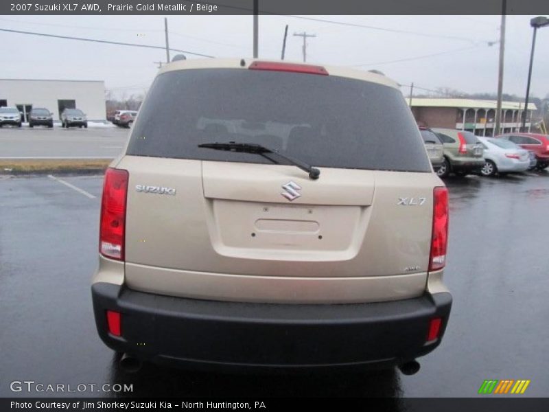 Prairie Gold Metallic / Beige 2007 Suzuki XL7 AWD