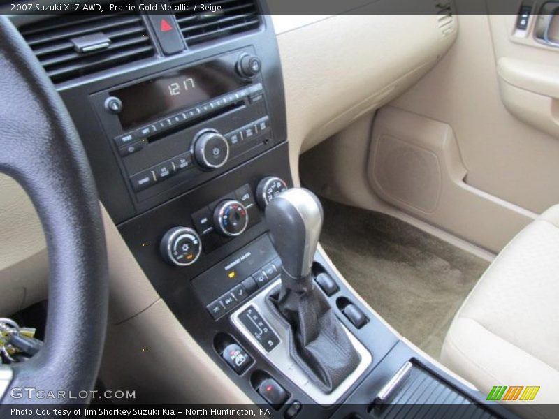 Prairie Gold Metallic / Beige 2007 Suzuki XL7 AWD