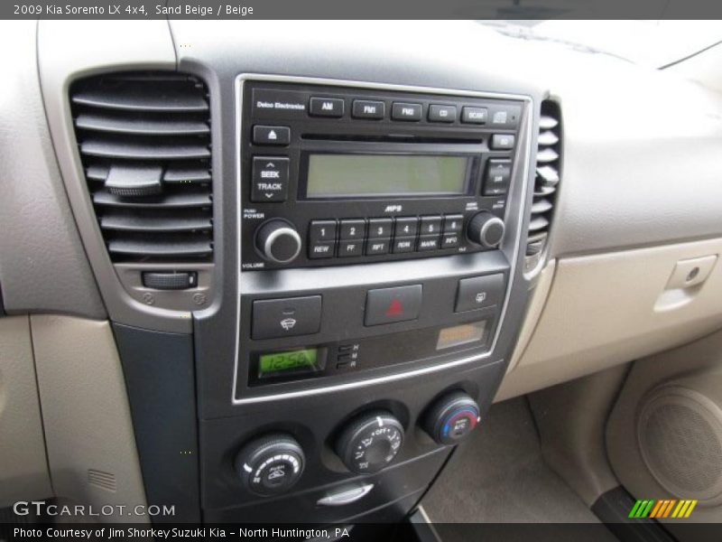 Sand Beige / Beige 2009 Kia Sorento LX 4x4