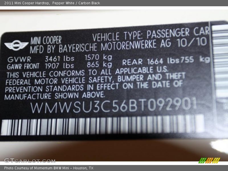 Pepper White / Carbon Black 2011 Mini Cooper Hardtop