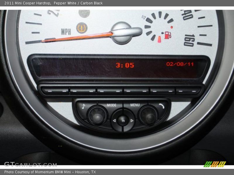 Pepper White / Carbon Black 2011 Mini Cooper Hardtop