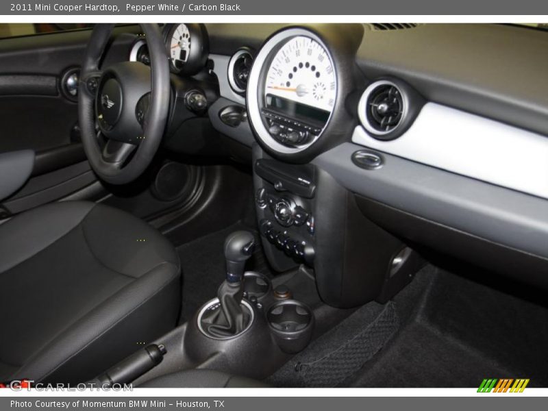 Pepper White / Carbon Black 2011 Mini Cooper Hardtop