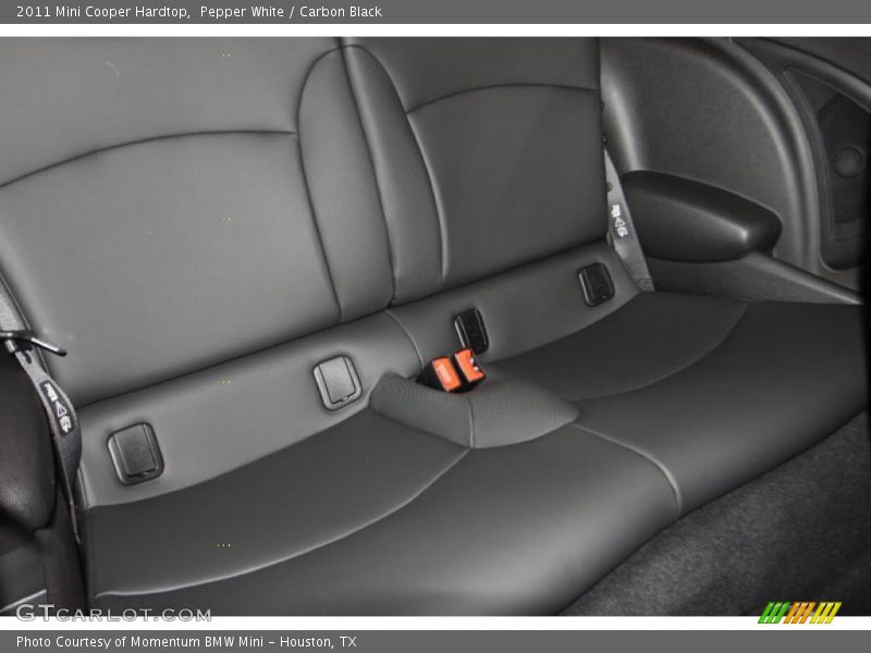 Pepper White / Carbon Black 2011 Mini Cooper Hardtop