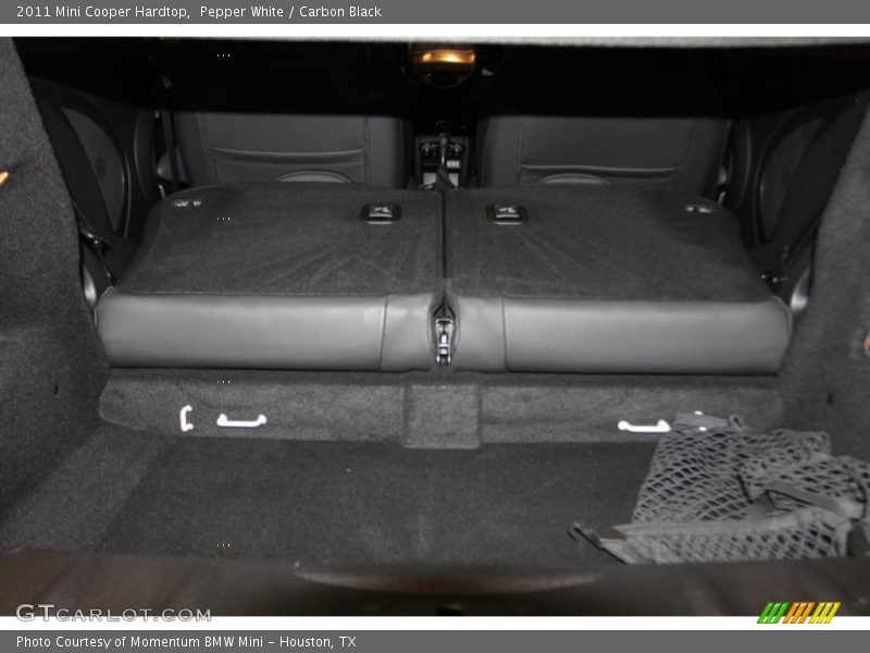 Pepper White / Carbon Black 2011 Mini Cooper Hardtop