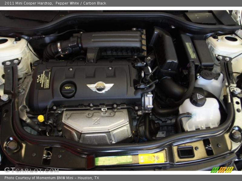 Pepper White / Carbon Black 2011 Mini Cooper Hardtop