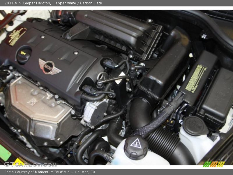 Pepper White / Carbon Black 2011 Mini Cooper Hardtop