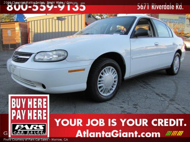Bright White / Gray 2001 Chevrolet Malibu Sedan