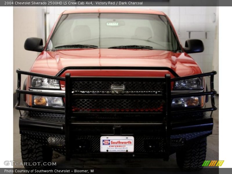 Victory Red / Dark Charcoal 2004 Chevrolet Silverado 2500HD LS Crew Cab 4x4