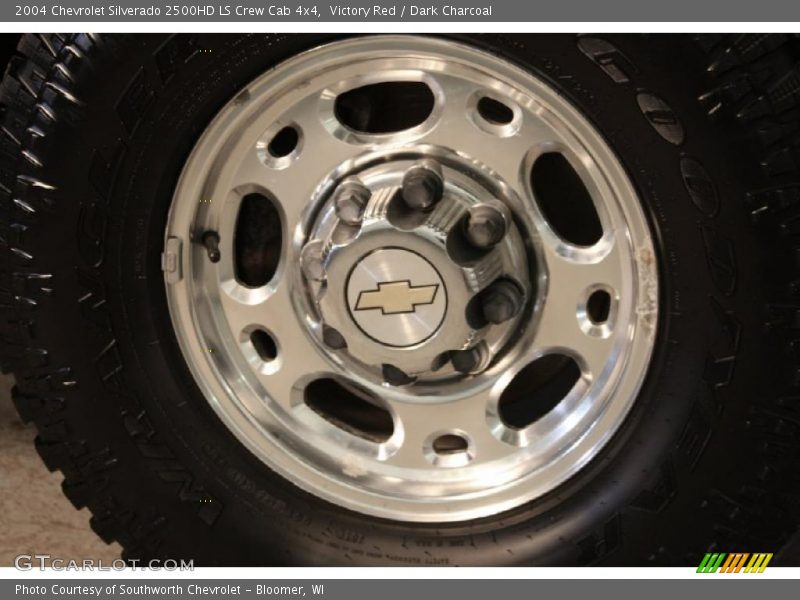 Victory Red / Dark Charcoal 2004 Chevrolet Silverado 2500HD LS Crew Cab 4x4