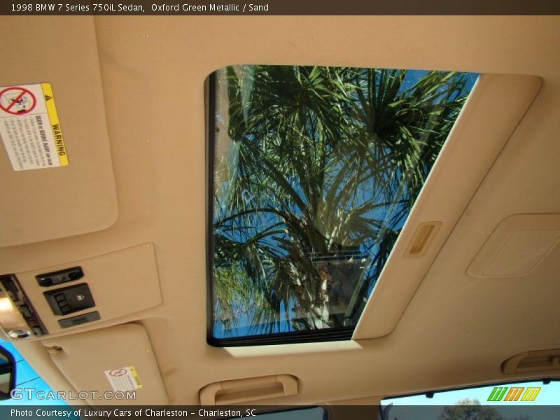Sunroof of 1998 7 Series 750iL Sedan