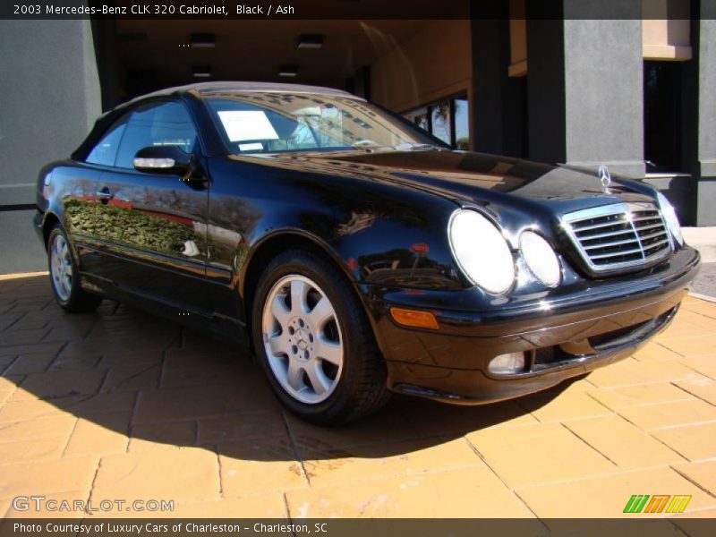 Black / Ash 2003 Mercedes-Benz CLK 320 Cabriolet