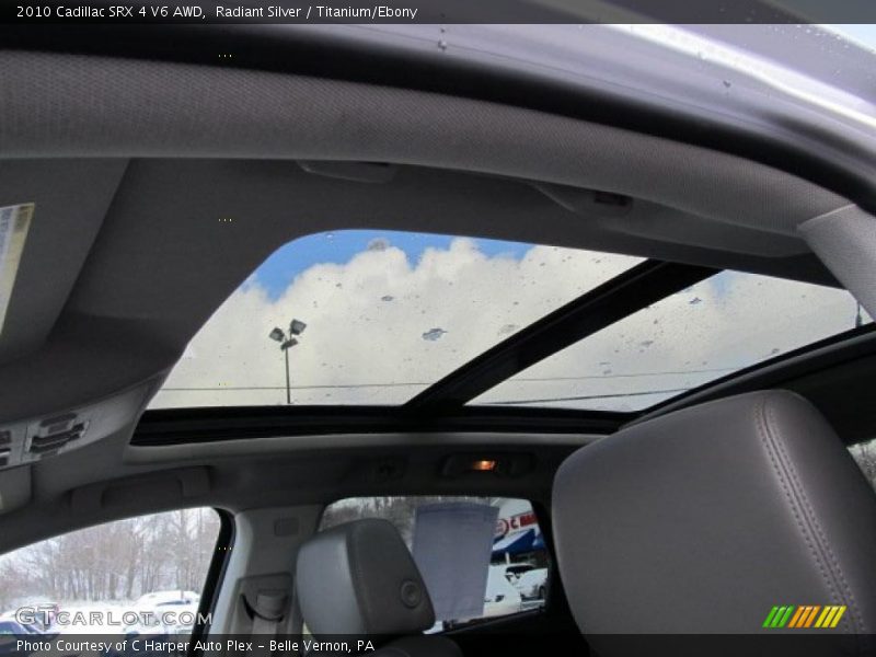 Sunroof of 2010 SRX 4 V6 AWD