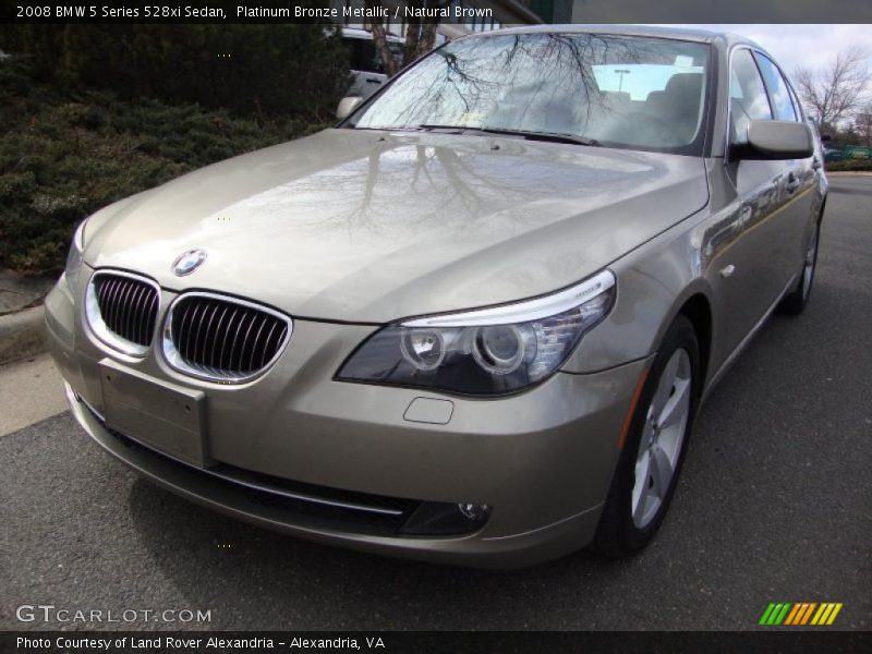 Front 3/4 View of 2008 5 Series 528xi Sedan