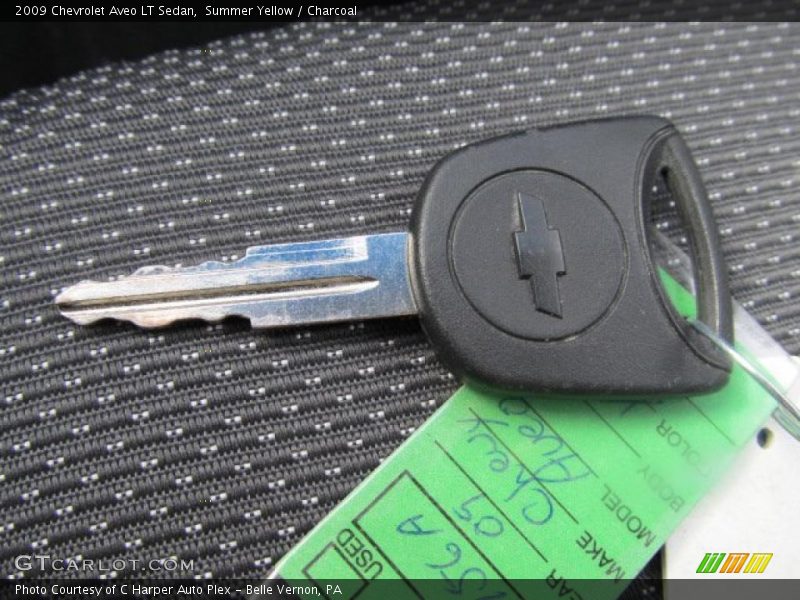 Summer Yellow / Charcoal 2009 Chevrolet Aveo LT Sedan