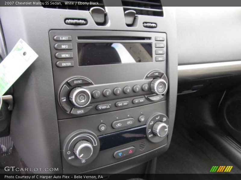Controls of 2007 Malibu SS Sedan